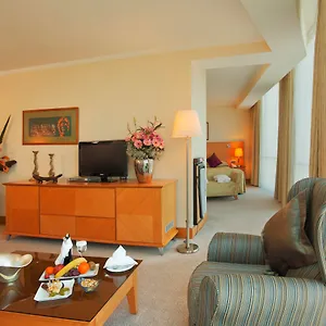 Hotell Wyndham Grand Ozdilek Thermal &